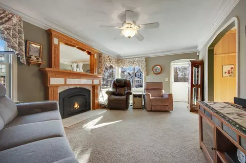 1761 English St, Maplewood, MN 55109