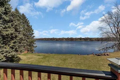3202 Riviera Rd, Sartell, MN 56377