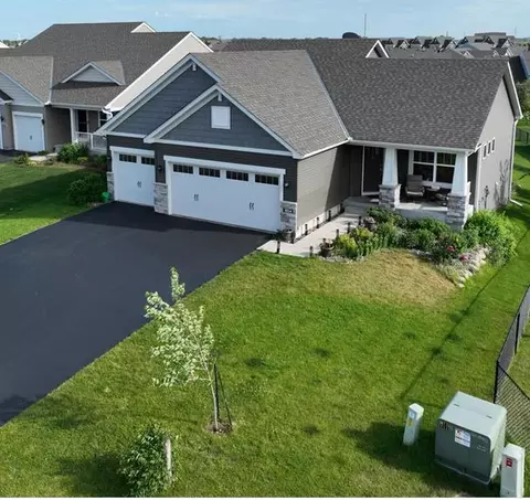 1054 139th St E, Rosemount, MN 55068