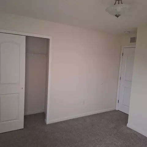 Bedroom - 1054 139th St E, Rosemount, MN 55068 photo 4 of 8