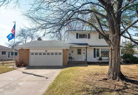 3809 Colorado Ave N, Crystal, MN 55422