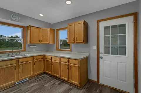 424 1st St NE, Avon, MN 56310 photo 10