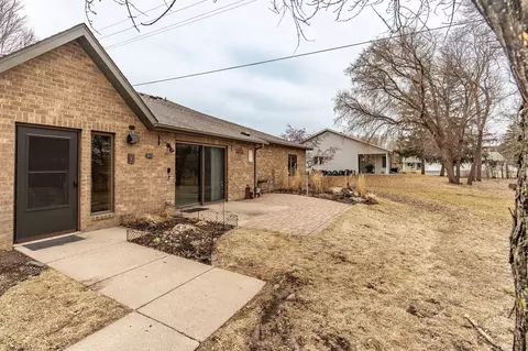 924 E Summit Ave #302, Fergus Falls, MN 56537