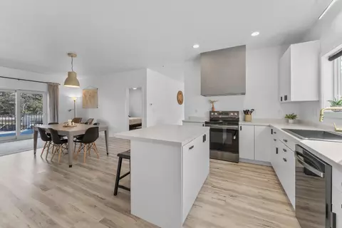 414 Central Ave S, Norwood Young America, MN 55397