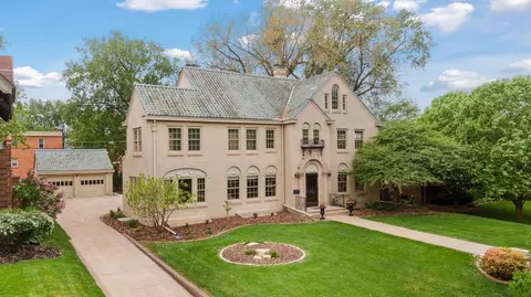 1750 Summit Ave, Saint Paul, MN 55105