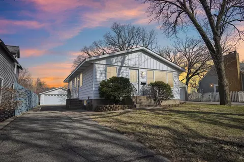 7606 North St, Saint Louis Park, MN 55426