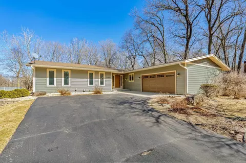 17630 Isleton Ave, Lakeville, MN 55044