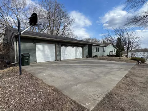 37060 Fawn Ave, Waseca, MN 56093