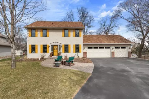 1401 Horseshoe Cir, Eagan, MN 55122