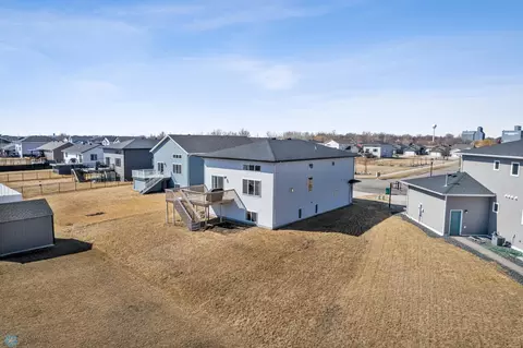 108 6th St E, Horace, ND 58047 photo 28