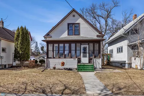 714 Elm St N, Fargo, ND 58102