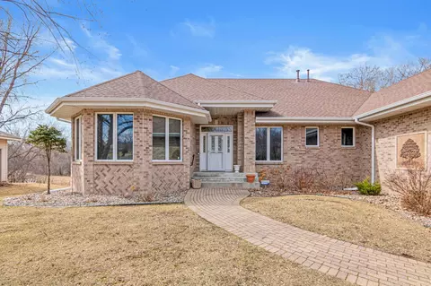 2997 Walter St, Maplewood, MN 55109