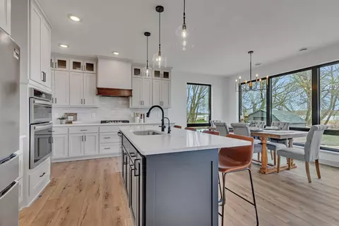 Kitchen - 21070 Eagle Dr, Osakis, MN 56360 photo 3 of 10
