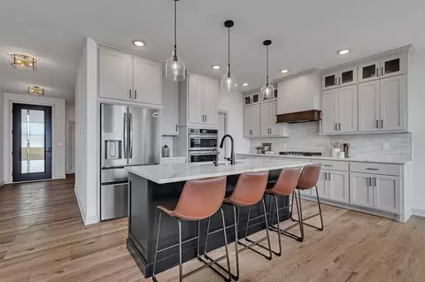 Kitchen - 21070 Eagle Dr, Osakis, MN 56360 photo 2 of 10