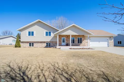 1535 Sunset Blvd, Hawley, MN 56549