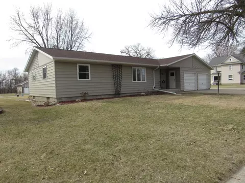503 Lafayette Ave S, Fulda, MN 56131
