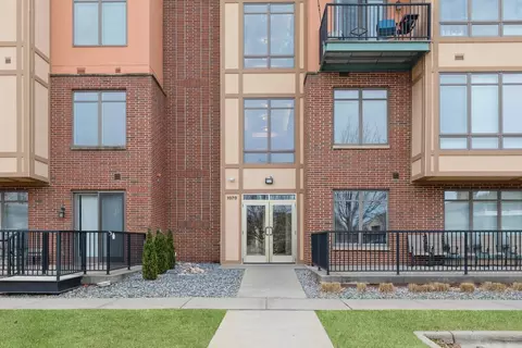 1070 Grandview Ct NE #308, Columbia Heights, MN 55421