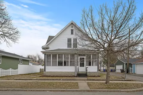 338 Osceola Ave S, Saint Paul, MN 55102