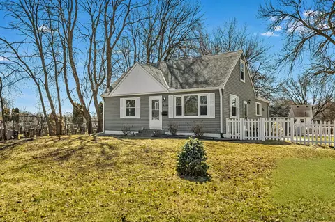 2715 W 70 12 St, Richfield, MN 55423