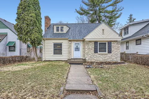2507 Sheridan Ave N, Minneapolis, MN 55411