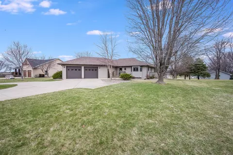 746 W Lair Rd, Fairmont, MN 56031
