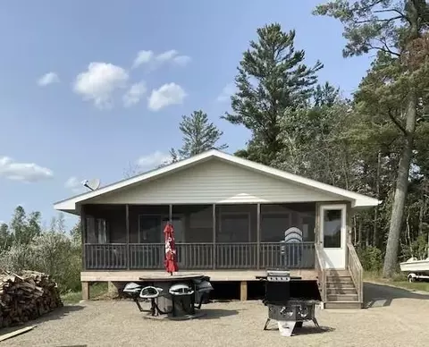 25992 Emerald Rd, Randall, MN 56475