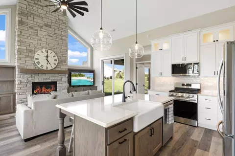Kitchen - 2700 Hanson Ave, Faribault, MN 55021 photo 1 of 7