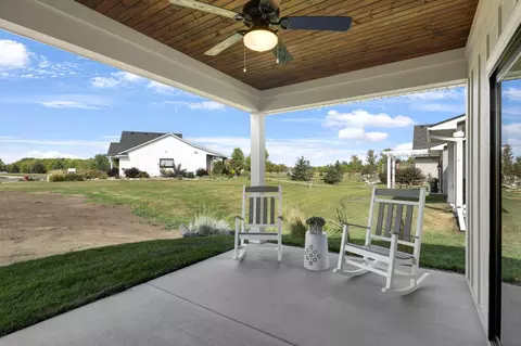 Exterior - 2700 Hanson Ave, Faribault, MN 55021 photo 6 of 10