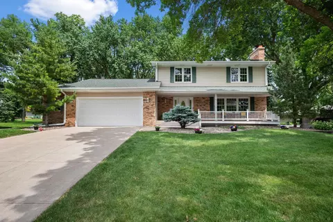 10856 Hyland Ter, Eden Prairie, MN 55344