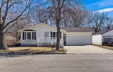 112 N Bruce St, Ivanhoe, MN 56142