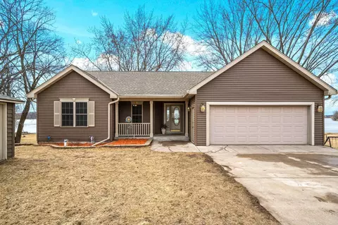 50134 Bayside Ave, Rush City, MN 55069