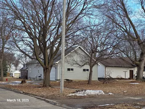 Exterior - 202 Pine St, Lucan, MN 56255 photo 6 of 8