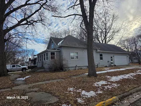 Exterior - 202 Pine St, Lucan, MN 56255 photo 7 of 8