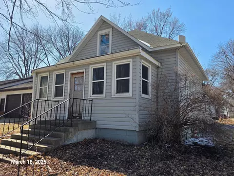 Exterior - 202 Pine St, Lucan, MN 56255 photo 2 of 8