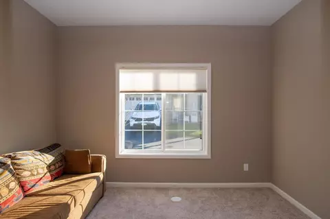 Living - 154 Kings Pointe Dr, Delano, MN 55328 photo 5 of 6