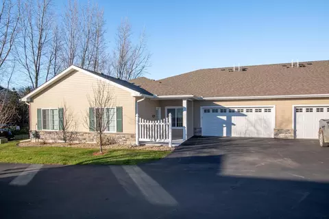 Exterior - 154 Kings Pointe Dr, Delano, MN 55328 photo 2 of 5