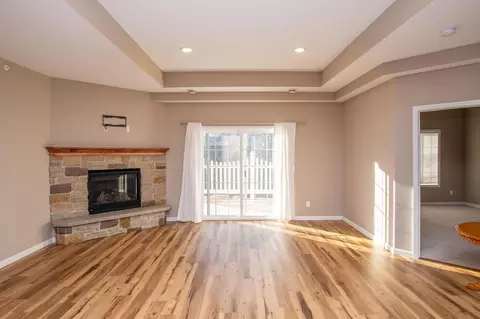 Living - 154 Kings Pointe Dr, Delano, MN 55328 photo 6 of 6