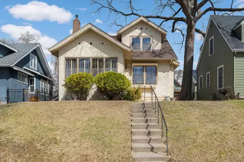 1917 Juliet Ave, Saint Paul, MN 55105