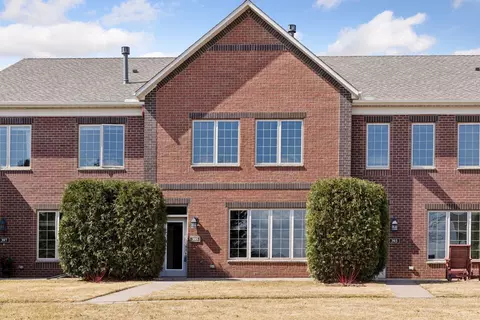 395 Valley Cmns, Hudson, WI 54016