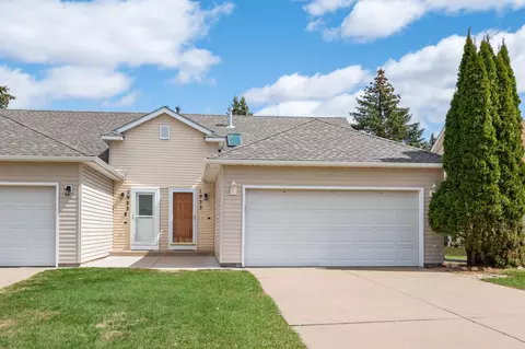 1933 Eastridge Ct, Stillwater, MN 55082