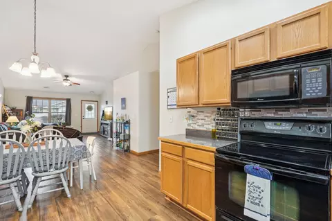 Kitchen - 280 Cedar St #53ST, Baldwin, WI 54002 photo 4 of 5