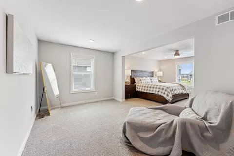Bedroom - 4765 Winged Foot Trl, Eagan, MN 55123 photo 2 of 8