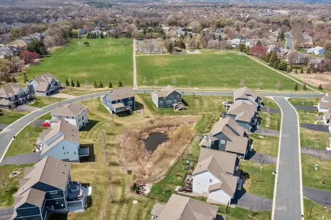 View/Area - 4765 Winged Foot Trl, Eagan, MN 55123 photo 6 of 10