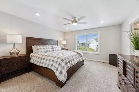 Bedroom - 4765 Winged Foot Trl, Eagan, MN 55123 photo 4 of 8