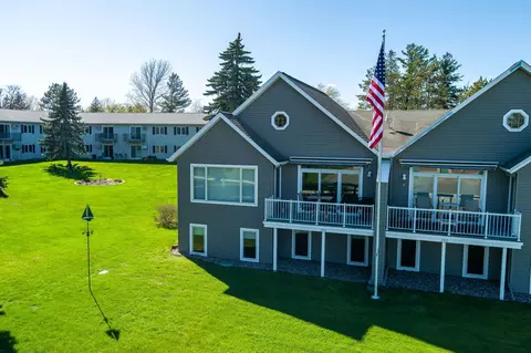 200 N 2nd St, Walker, MN 56484