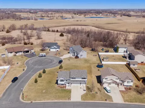 941 Breckenridge Ln, Montrose, MN 55363