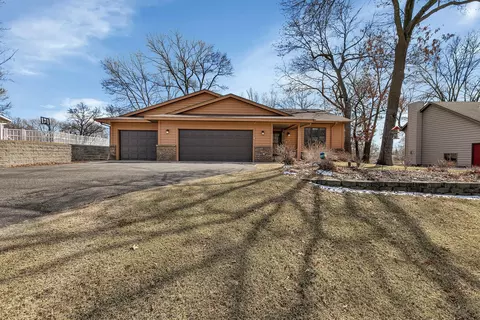 Exterior - 3744 Sterling Dr, Saint Cloud, MN 56301 photo 5 of 12