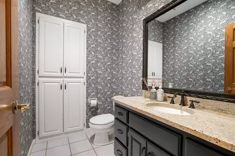 Bath - 3931 Crestview Dr, Excelsior, MN 55331 photo 1 of 5