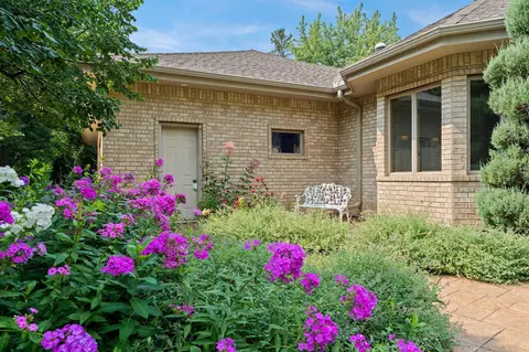 Exterior - 3931 Crestview Dr, Excelsior, MN 55331 photo 11 of 21