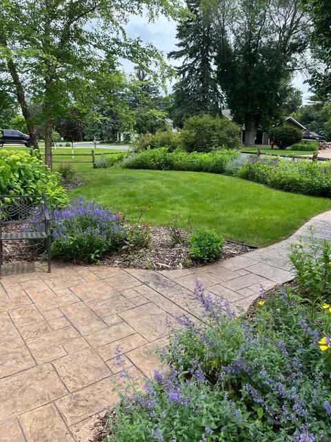 Exterior - 3931 Crestview Dr, Excelsior, MN 55331 photo 9 of 21